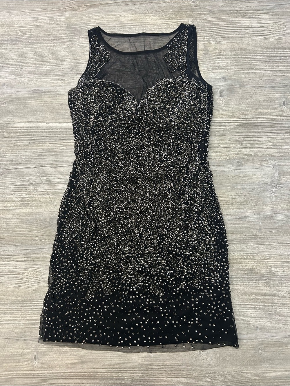 Adrianna Papell Beaded Illusion Cocktail Dress 6 LBD Sweetheart Neckline